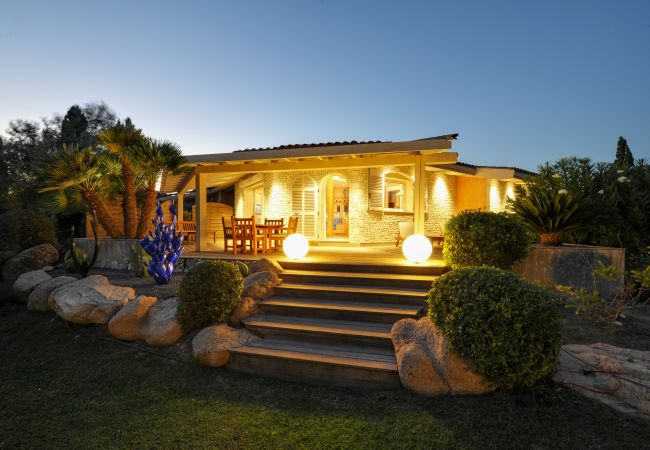 Villa in Bonifacio - Villa le Lagon pour 4/5 personnes