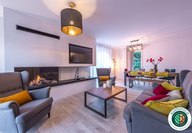 House in Saint-Jorioz - ST JORIOZ- La Maison du PORT 180m du lac. 8p Clim