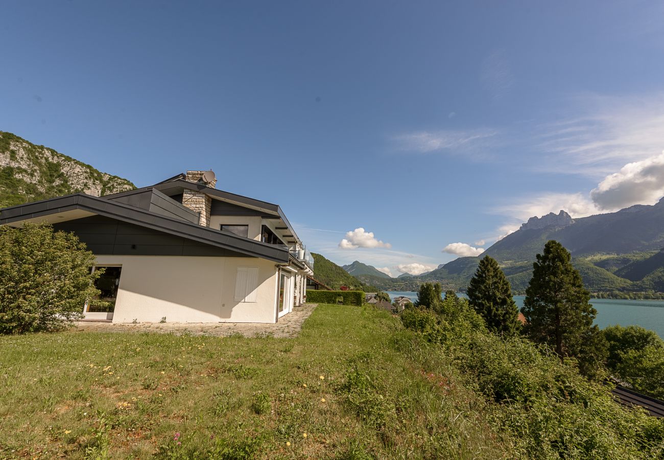 Apartment in Doussard - Les Eaux Cristallines de Bredannaz - 6 pers.