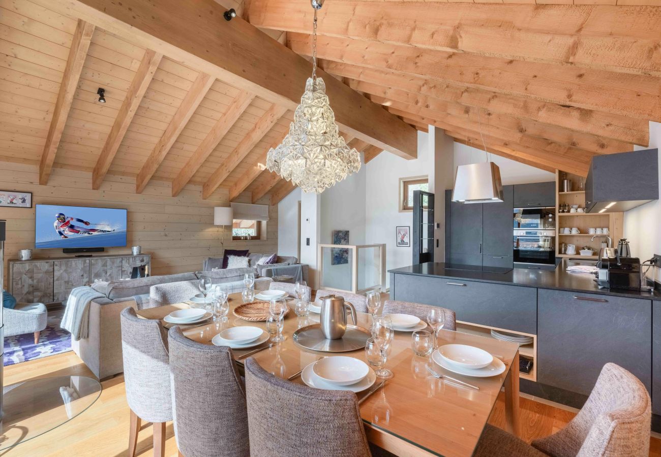 Chalet in Méribel - Winter Meribel -- Le  Ravissant,  coeur de village