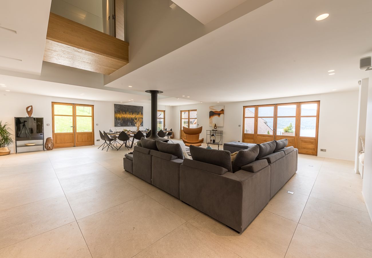 villa, luxury, seasonal rental, annecy, holidays, snow, pool, hotel, snow, sun, winter, jacuzzi, house, lake view, mountains 