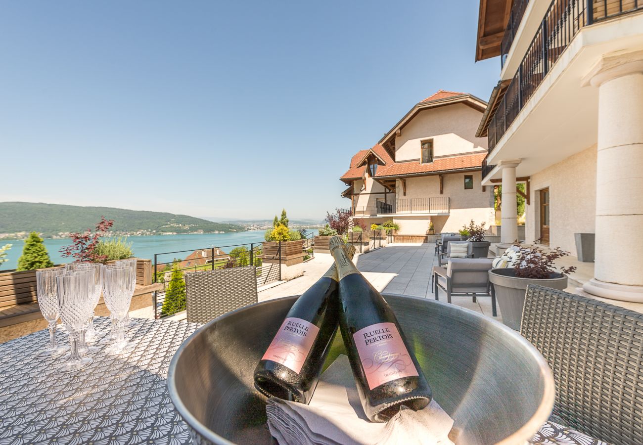 villa, luxury, seasonal rental, annecy, holidays, snow, pool, hotel, snow, sun, winter, jacuzzi, house, lake view, mountains