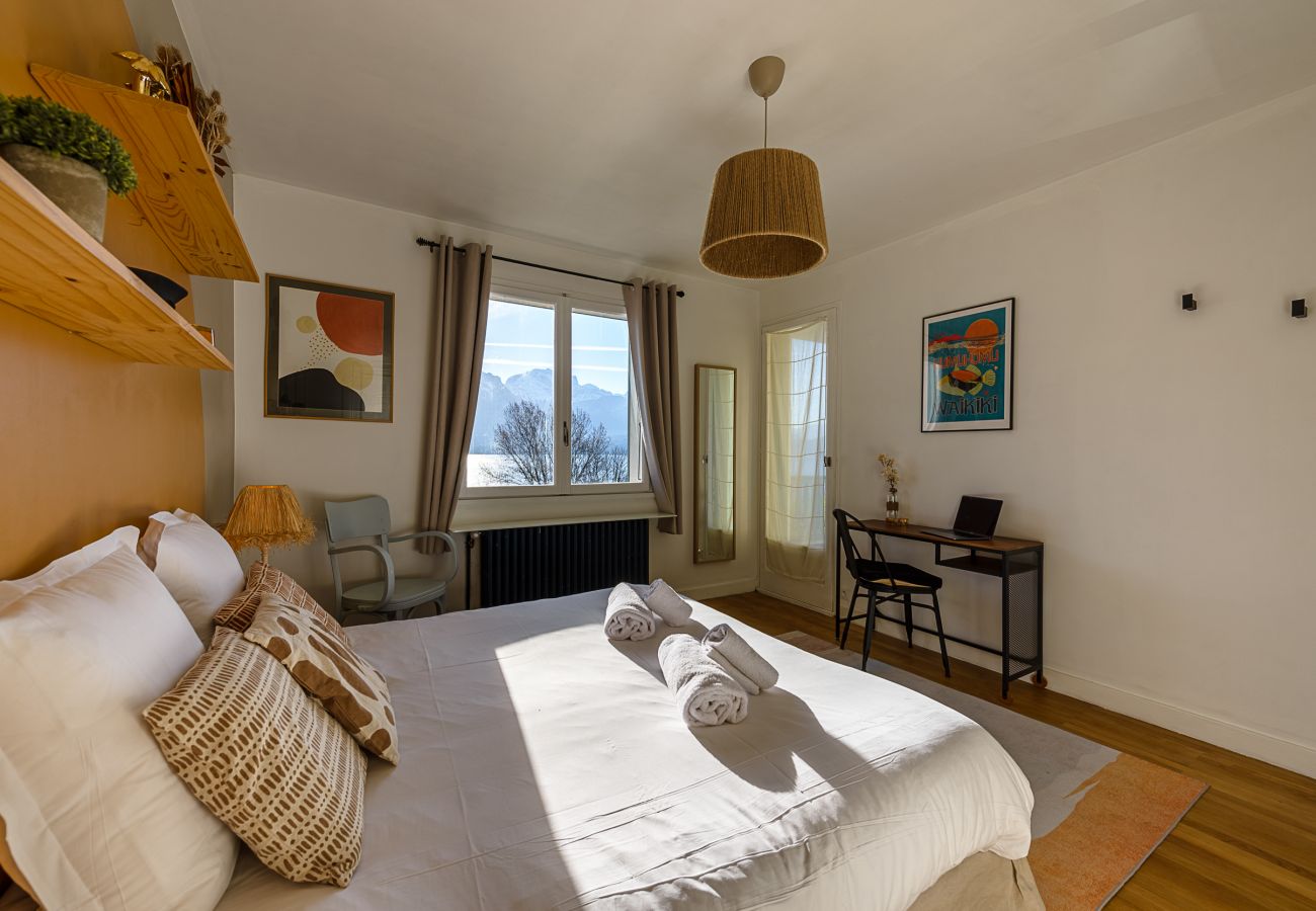 Locationlacannecy, LLA Selections, for rent, prestige, concierge, luxury rental agency, à la carte services