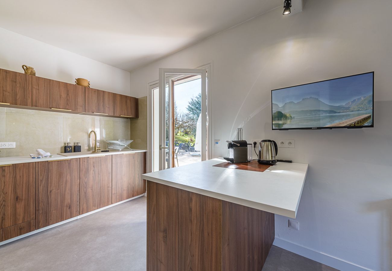 house, seasonal rentals, 4 bedrooms, 8 persons, concierge, prestige, à la carte services, luxury, pool,