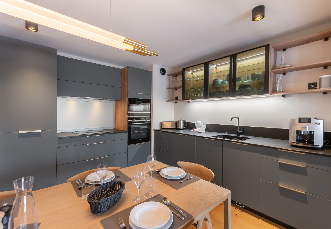 Apartment rental Méribel close to the centre and the slopes, luxury mountain concierge, luxury airbnb, french alps 