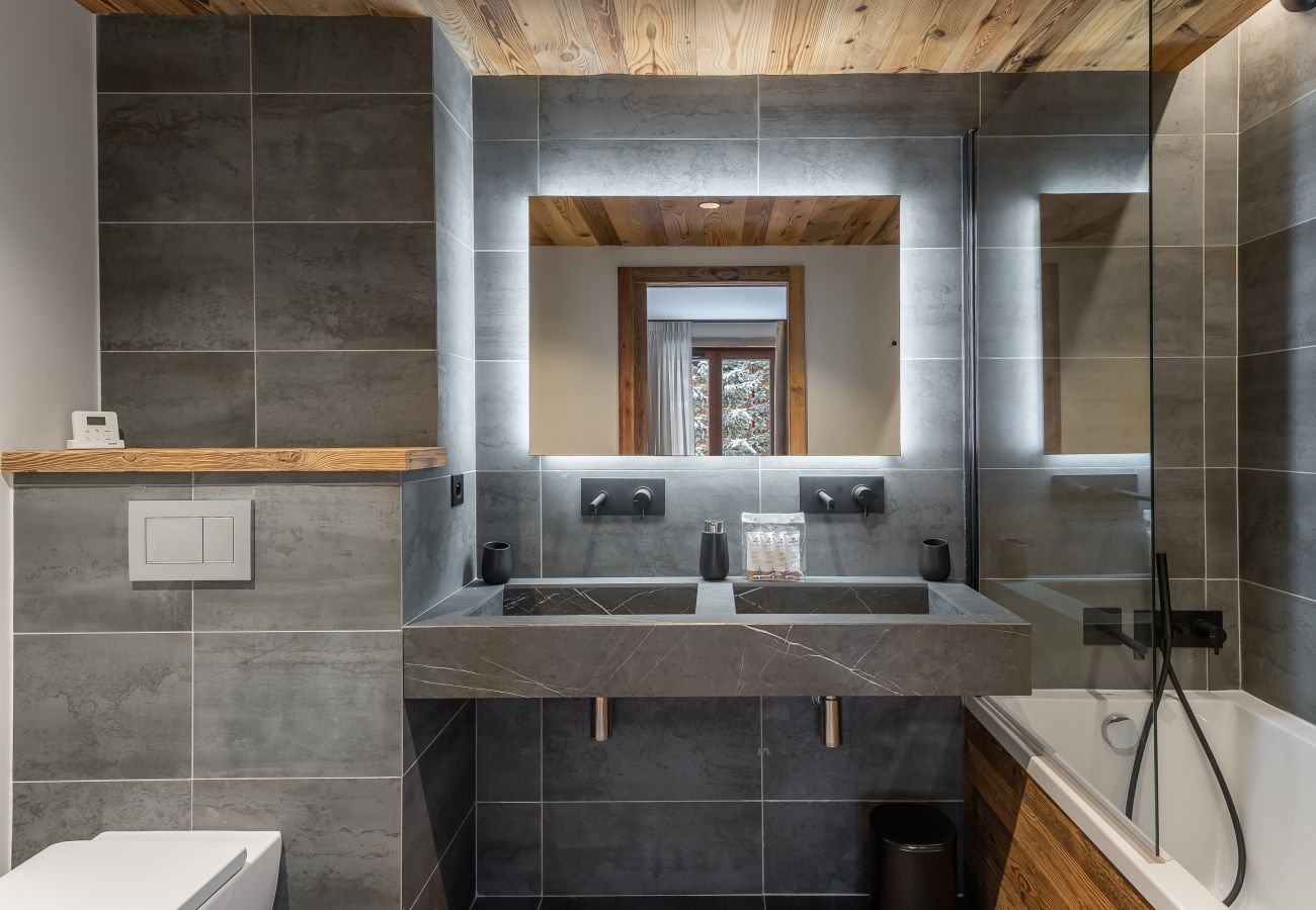 Apartment rental Méribel close to the centre and the slopes, luxury mountain concierge, luxury airbnb, french alps 