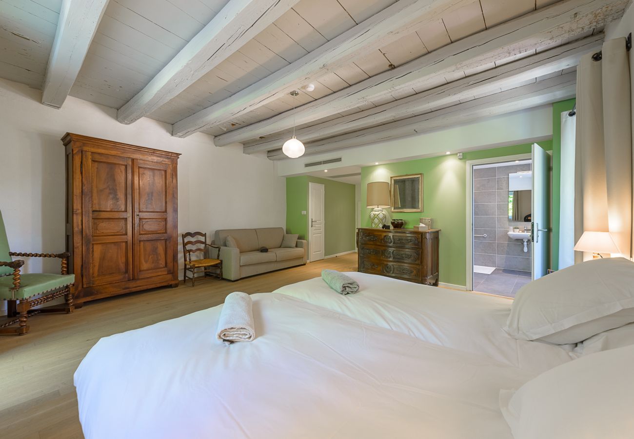 Country house in Veyrier-du-Lac - Le Vignoble du Lac, Domaine avec vue 21p.