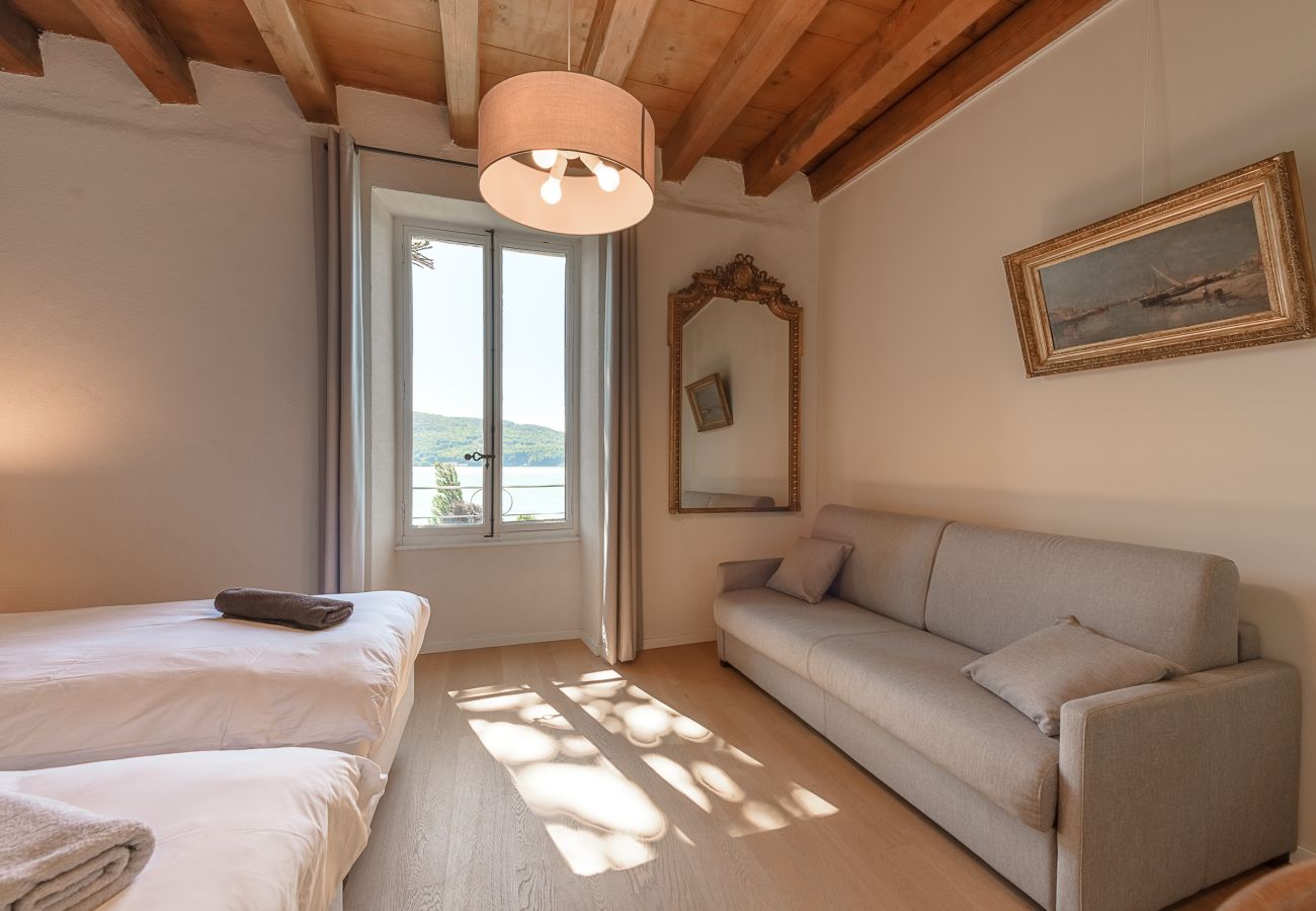 Country house in Veyrier-du-Lac - Le Vignoble du Lac, Domaine avec vue. 17p.