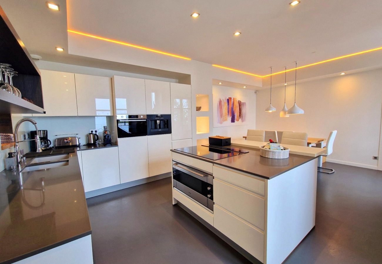 Luxury family rental with fully equipped kitchen at Lake Annecy