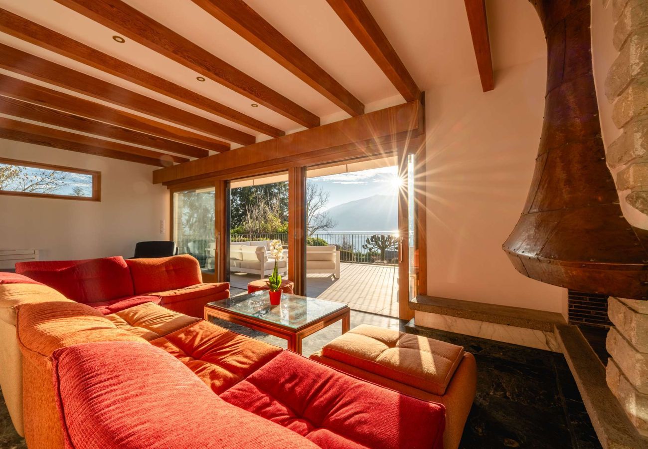 Villa in Veyrier-du-Lac - VEYRIER - Villa Jade, plage privée, 14p