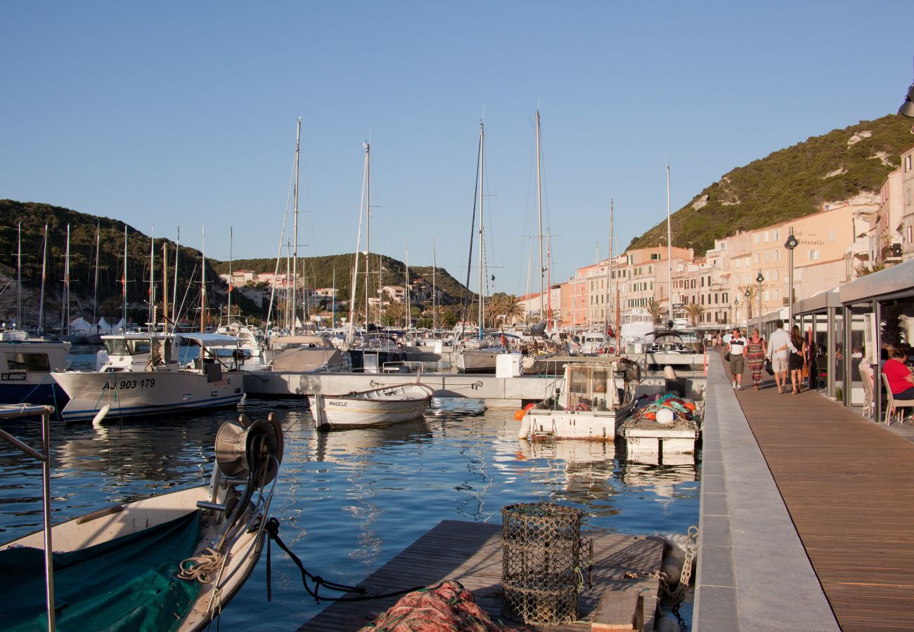 Villa à Bonifacio - Villa le Lagon pour 4/5 personnes