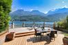appartement de standing, vue lac, location saisonnière Premium, annecy, conciergerie haut de gamme, vacances, airbnb luxe