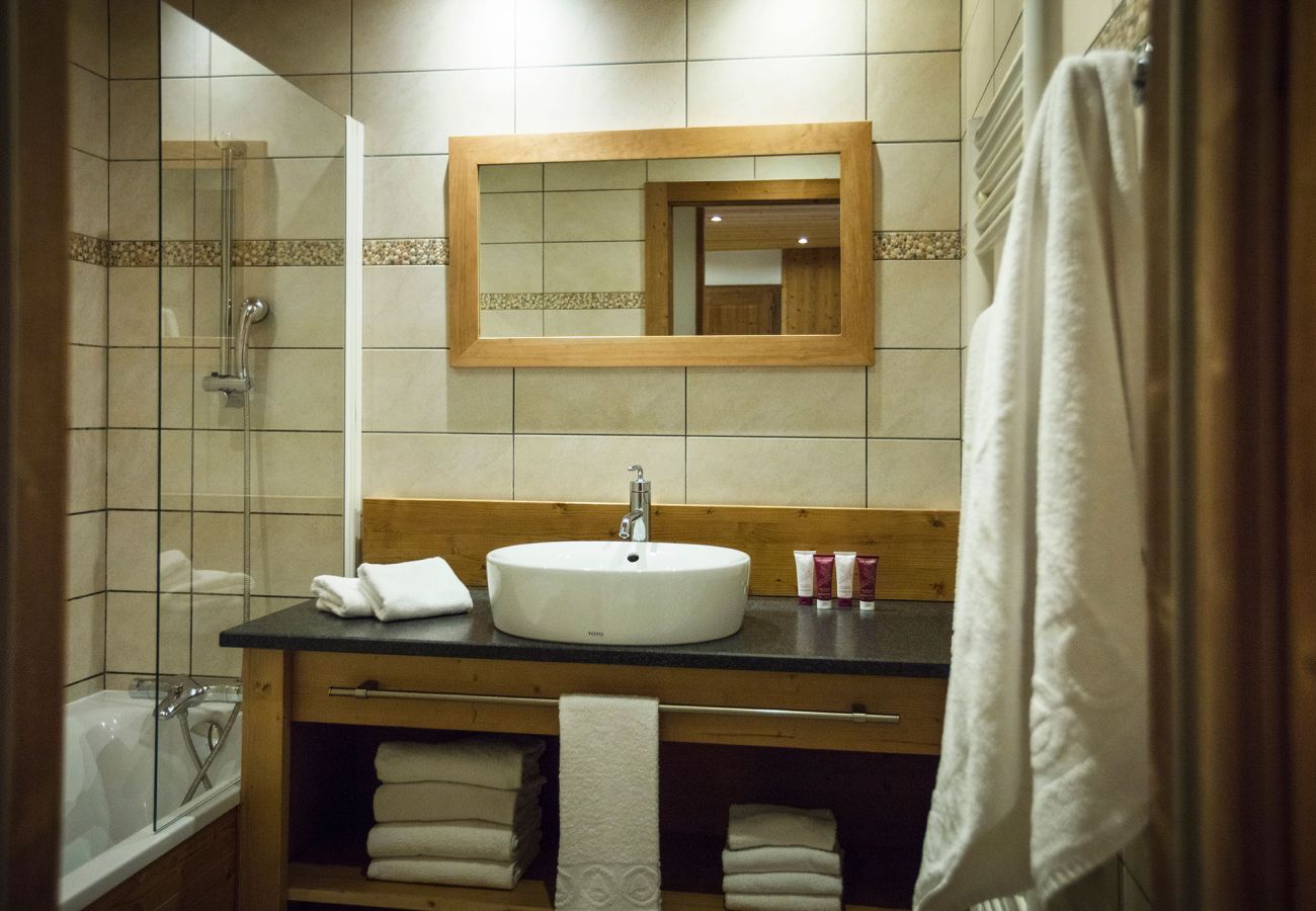 Appartement à La Clusaz - LCZ - Charmant T2 spa et coeur village, 4*