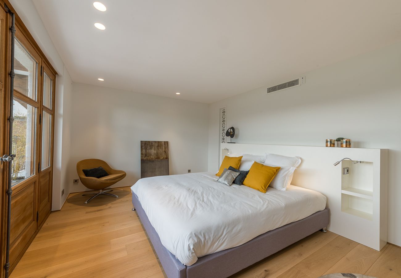 villa, luxe, location saisonnière, annecy, vacances, neige, piscine, hôtel, neige, soleil, hiver, jacuzzi, maison, vue lac