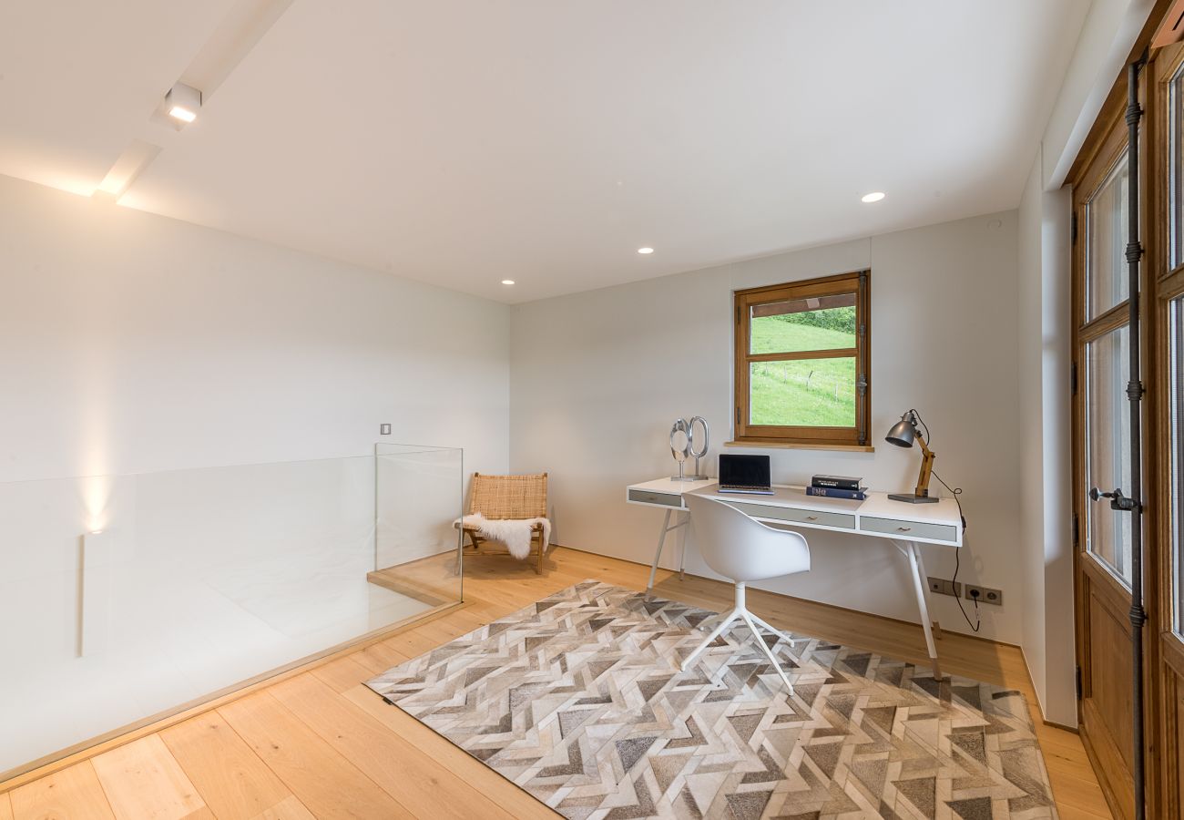 villa, luxe, location saisonnière, annecy, vacances, neige, piscine, hôtel, neige, soleil, bureau, jacuzzi, maison, vue lac