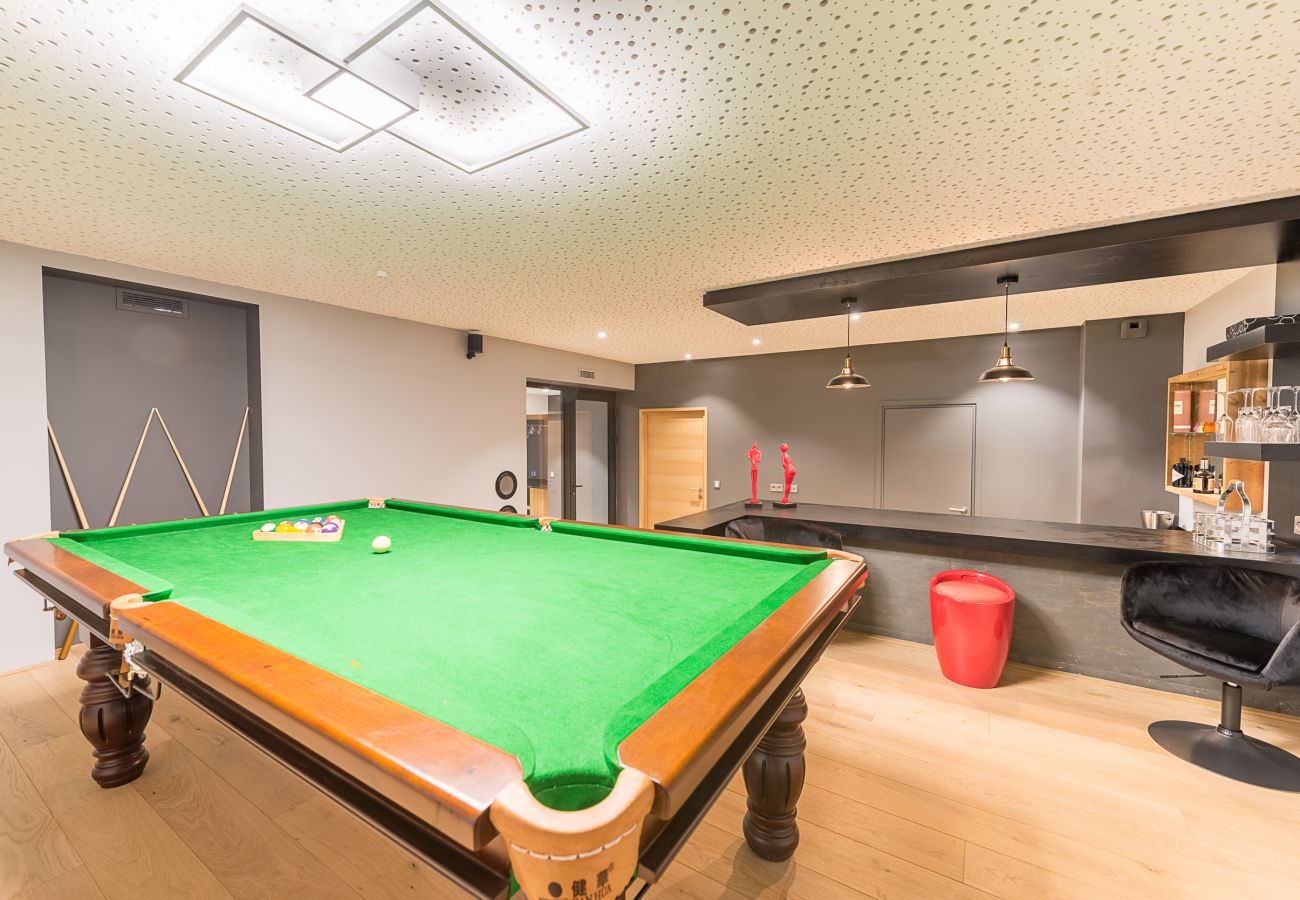 villa, luxe, location saisonnière, annecy, vacances, neige, piscine, hôtel, neige, soleil, hiver, jacuzzi, maison, vue lac