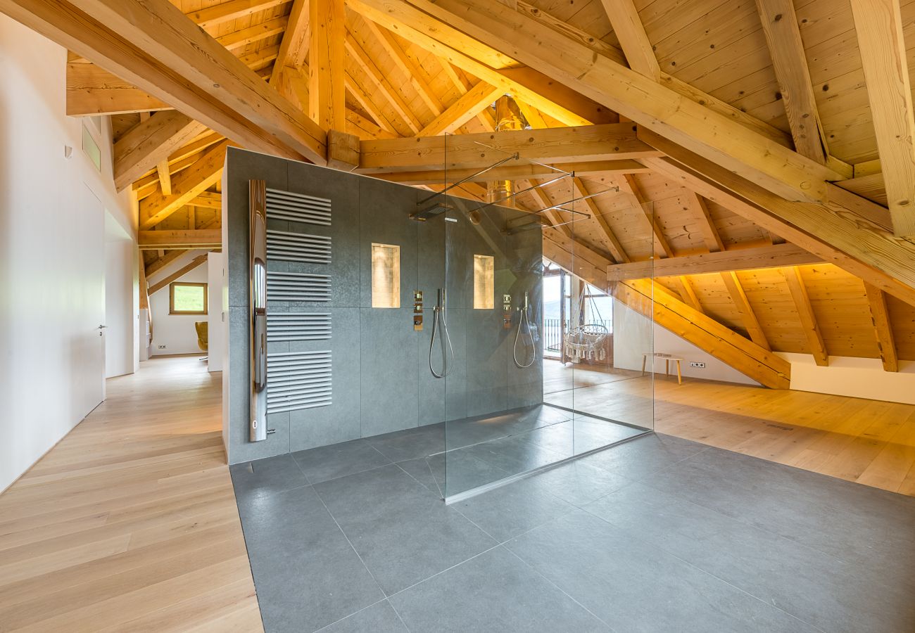 villa, luxe, location saisonnière, annecy, vacances, neige, piscine, hôtel, neige, soleil, hiver, jacuzzi, maison, vue lac