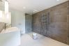 villa, luxe, location saisonnière, annecy, vacances, neige, piscine, hôtel, neige, soleil, hiver, jacuzzi, maison, vue lac 
