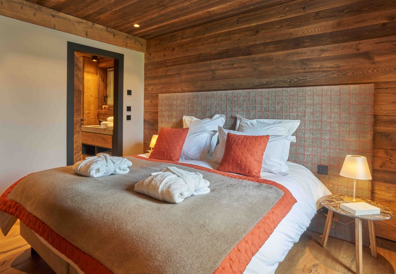 chambre, chalet de luxe, location saisonnière, combloux, vacances, lac, montagne, Mont-Blanc, villa, hôtel, neige, soleil 