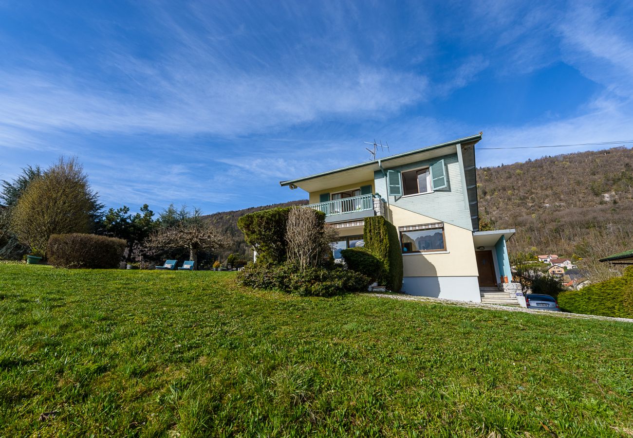 Villa Sevrier, plage, lac, 8 pax, à la location saisonnière, conciergerie, haut de gamme, vacances, superhost, hôtel, 