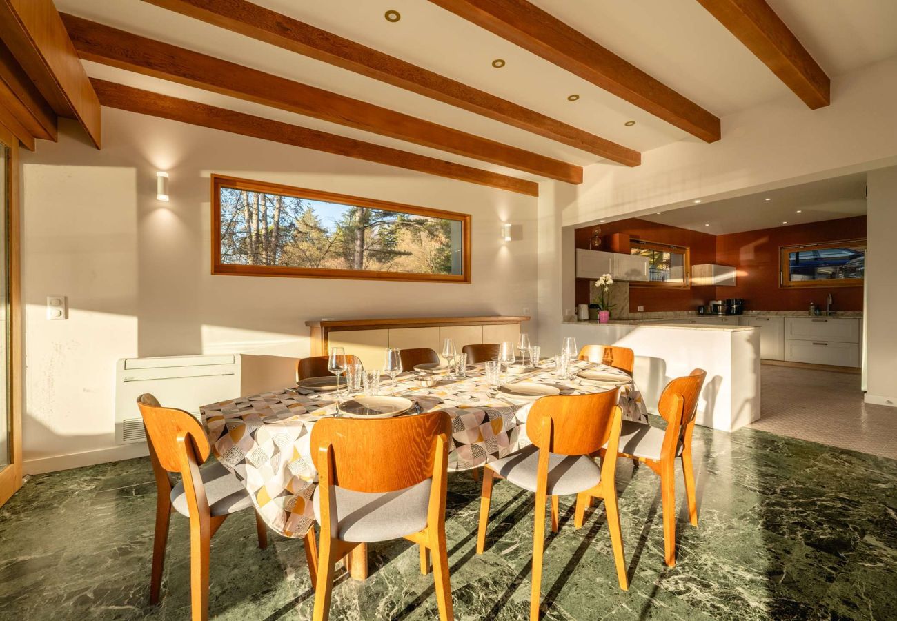 Villa à Veyrier-du-Lac - VEYRIER - Villa Jade, plage privée, 14p