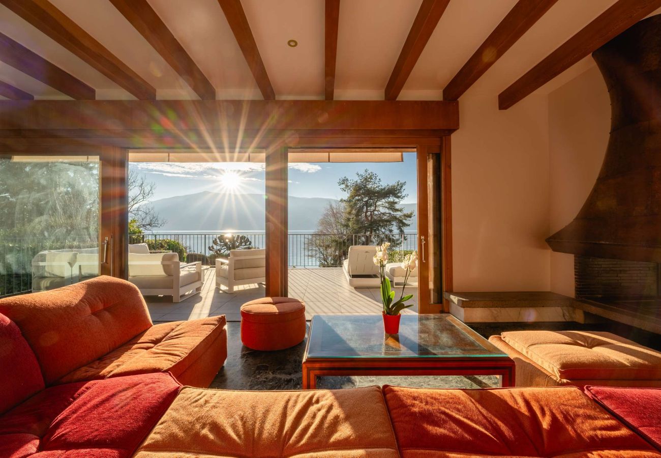 villa avec plage privée annecy