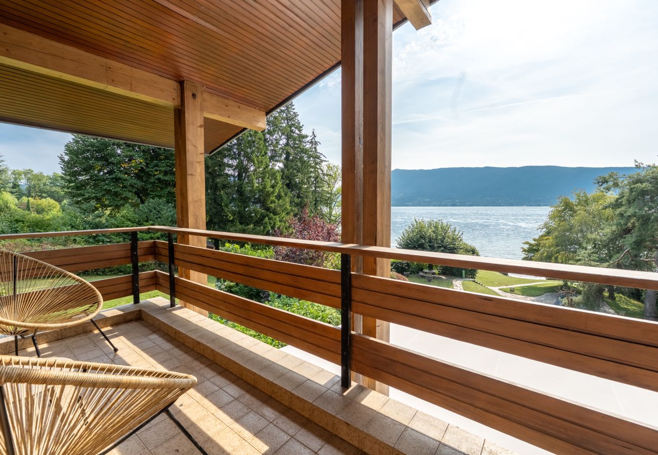 Villa à Veyrier-du-Lac - VEYRIER - Villa Jade, plage privée, 14p
