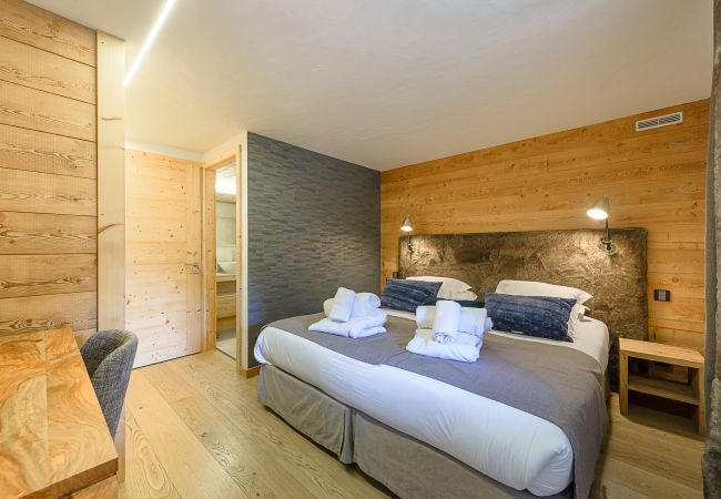 Chalet in La Clusaz - LCZ - SKI IN/OUT Luxueux chalet 5*, jacuzzi - 9p