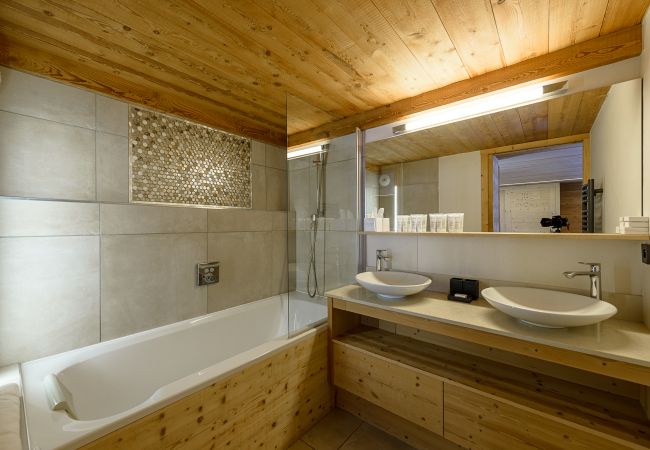 Chalet in La Clusaz - LCZ - SKI IN/OUT Luxueux chalet 5*, centre - 13p