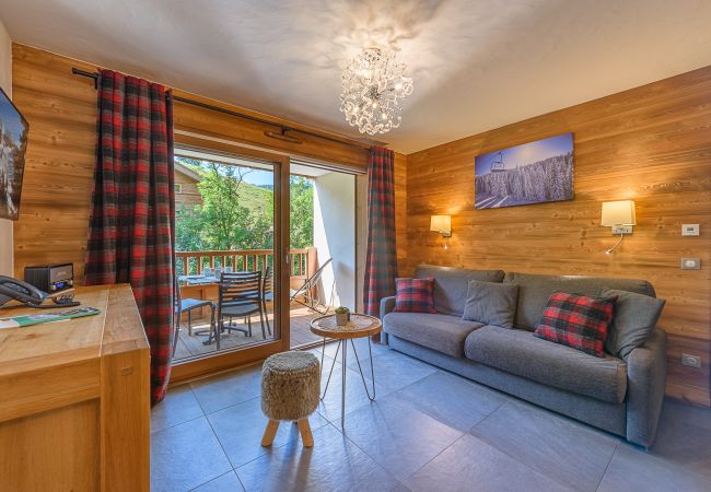 Apartment in La Clusaz - LCZ - Luxueux T2 au pied des pistes, 5*