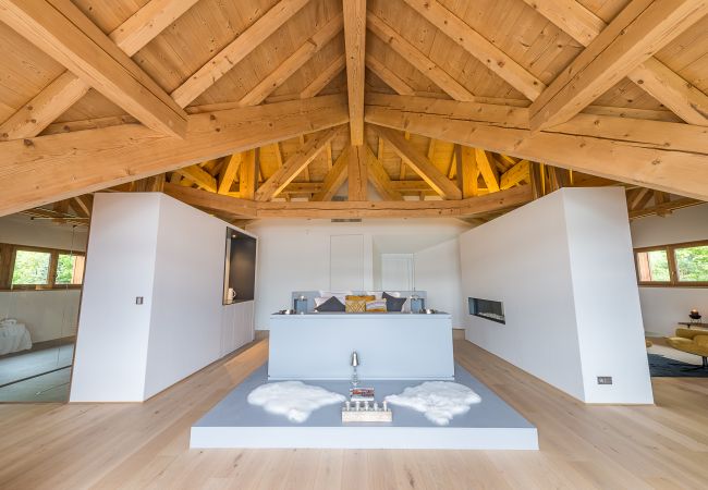 villa, luxury, seasonal rental, annecy, holidays, snow, pool, hotel, snow, sun, winter, jacuzzi, house, lake view, mountains 