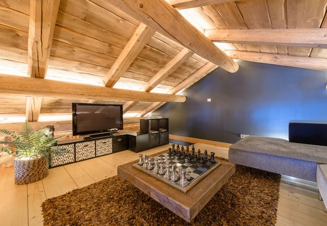 chalet, luxury, seasonal rental, high-end concierge, vacations, snow, hotel, sun, winter, mountains, La Clusaz property 