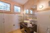 shower room, vacation home, lakefront, Sevrier, annecy, swimming pool, plancha, high end services 