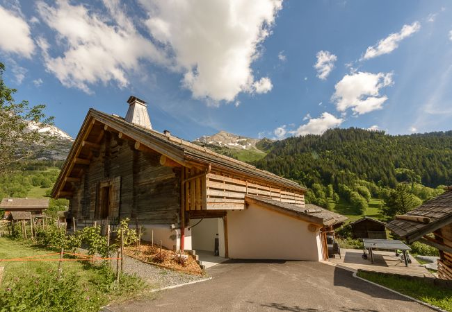 Chalet in La Clusaz - LCZ- Chalet Osmose 9*****Piscine-Sauna-Jacuzzi